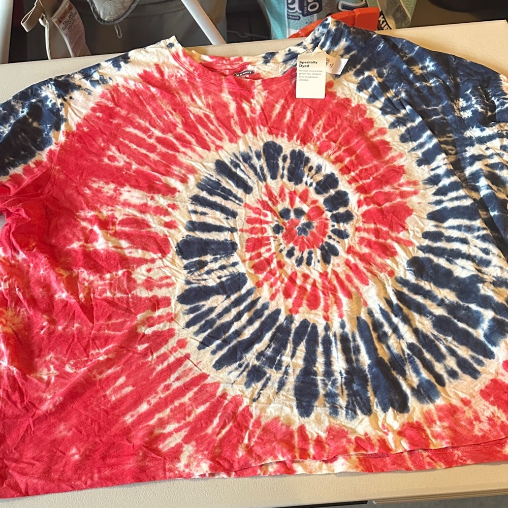 Tie-Dye Women’s Shirt - Red and Blue Spiral